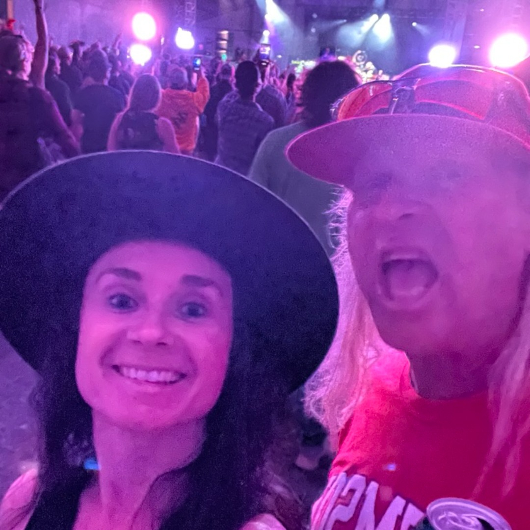 two people at concert
